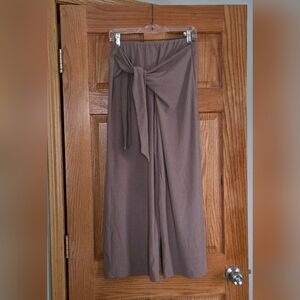 Elodie pull-on front tie wide leg pants size MEDIUM
